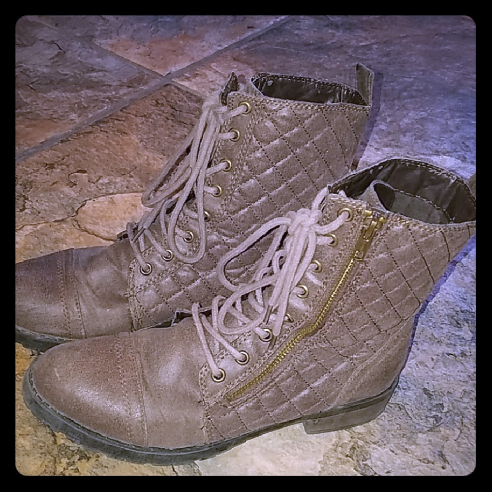 boots